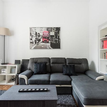 M&F Apartaments Chueca มาดริด ภายนอก รูปภาพ