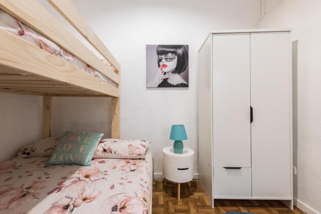 M&F Apartaments Chueca มาดริด ภายนอก รูปภาพ